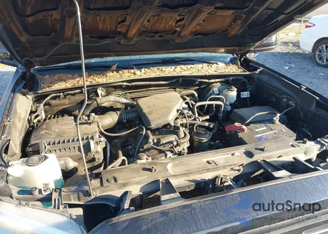 2019 Toyota Tacoma Sr z USA, uszkodzony, nr VIN 5TFAX5GN1KX147176